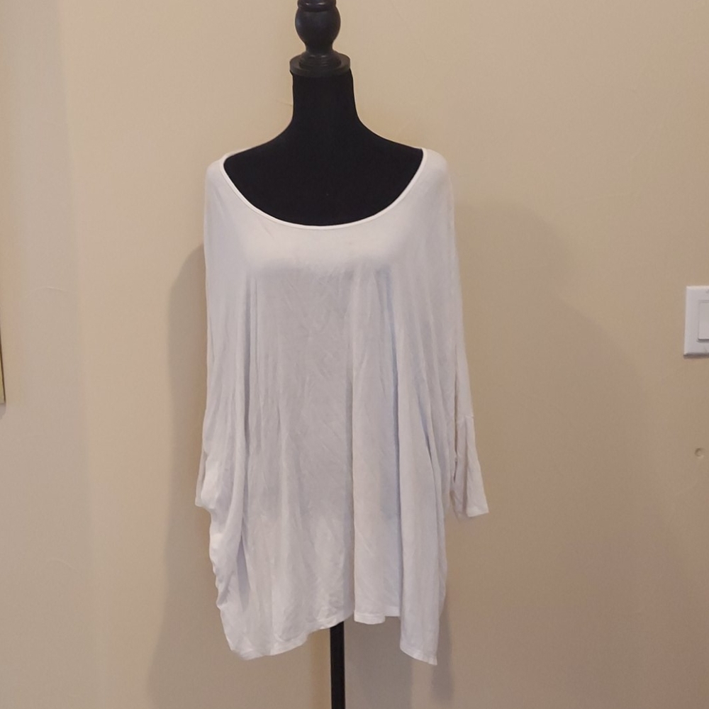 Abercrombie and fitch t-shirt